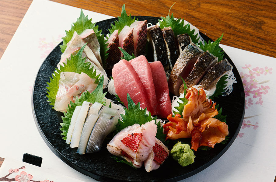刺身盛り合わせ